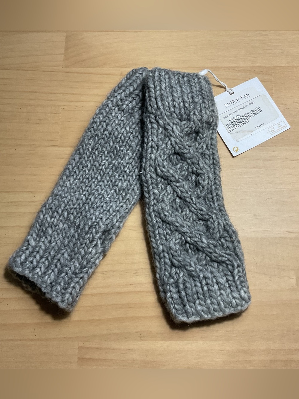 Shiraleah Morgan Fingerless Heather Gray Cable Knit Gloves